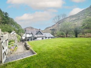 Photo 23- click for photo gallery